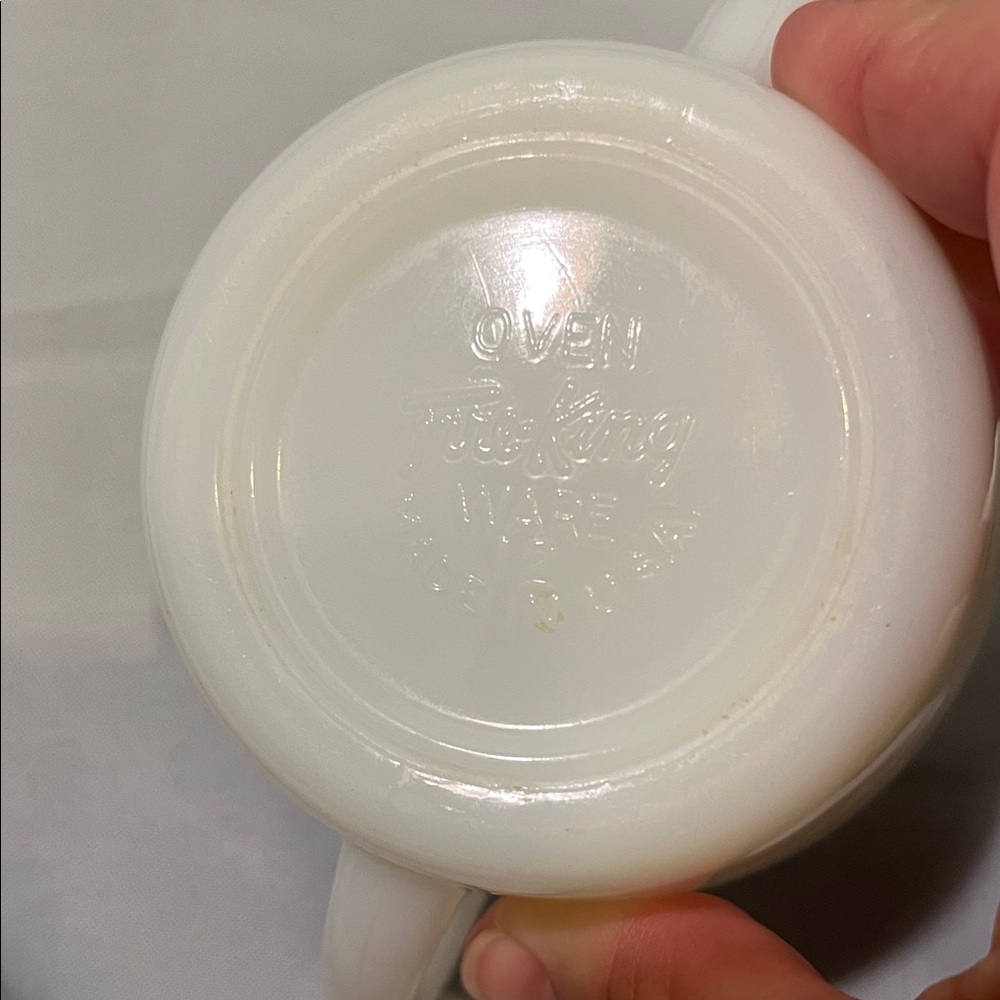 Fire King White Lidded Sugar Bowl Vintage Wheat Classic Design Collectible - Picture 6 of 7